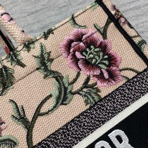 Diro Book Tote - Image 4