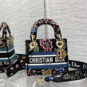 Lady Diro-17*15*8CM