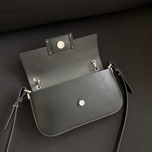 FendI Baguette Bag-19×14×4CM - Image 3
