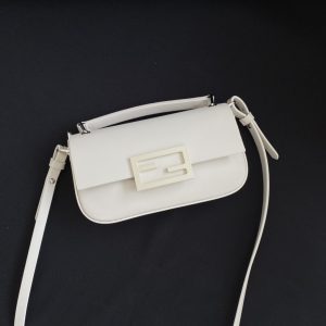 FendI Baguette Bag-19×14×4CM