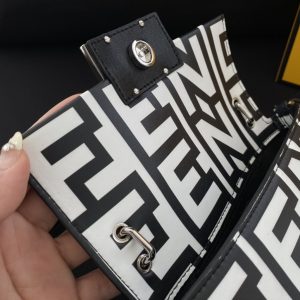 FendI Baguette Bag-19×14×4CM - Image 5