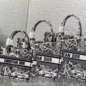 Diro Book Tote