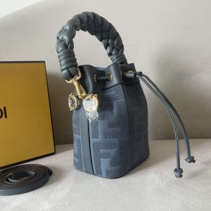 Fendi Mini Mon Tresor Bag -12x18x10CM - Image 3