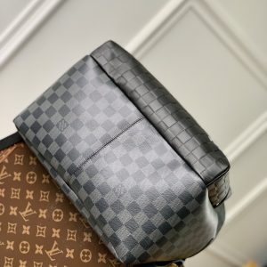 Louis Vuitton Discovery Backpack-30*40*20CM - Image 4