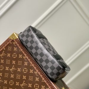 Louis Vuitton Pochette Kasai -25 x 15.5 x 6.5 CM - Image 5