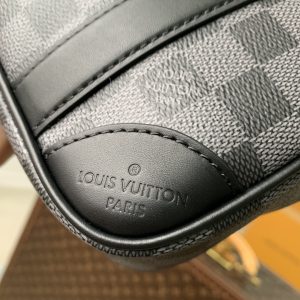 Louis Vuitton Pochette Kasai -25 x 15.5 x 6.5 CM - Image 6