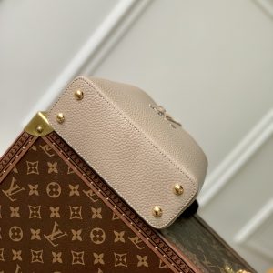 Louis Vuitton Mini Capucines Handlebag-21*14*8CM - Image 4