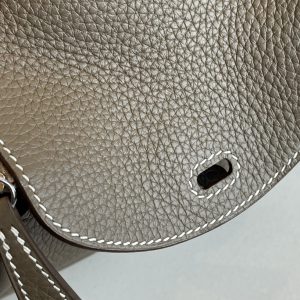 Hermes Lindy 19-Togo Leather-19CM - Image 9