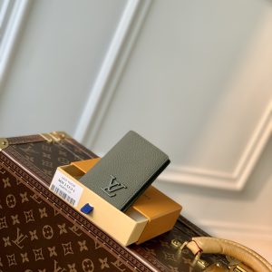 Louis Vuitton Aerogram Wallet-8 x 11 x 1CM