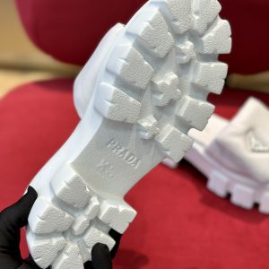 Prada Slides - Image 9