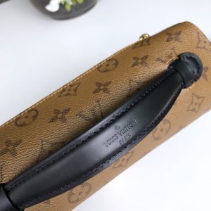 Louis Vuitton Pochette Metis Handbags-25*19*7CM - Image 4