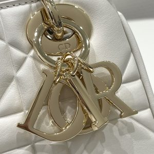 Diro 95-22 Top Handbags-19*8*13CM - Image 2