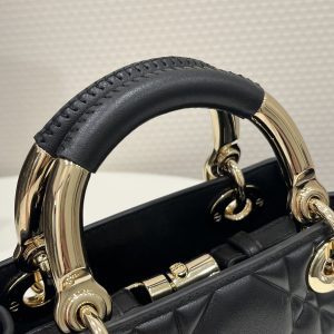 Diro 95-22 Top Handbags-19*8*13CM - Image 4
