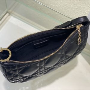 Diro CD Lounge Bag-26 x 15 x 5.5CM - Image 8