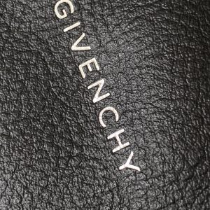 Gienvchy Voyou Tote-40*27*6.5CM - Image 8
