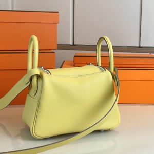 Hermes Lindy 19-Togo Leather-19CM - Image 8