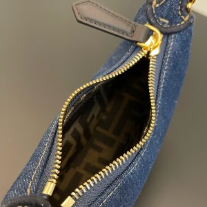 Fendi Praphy-16.5x14x5CM - Image 8