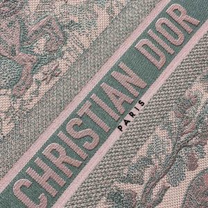Diro Book Tote - Image 3