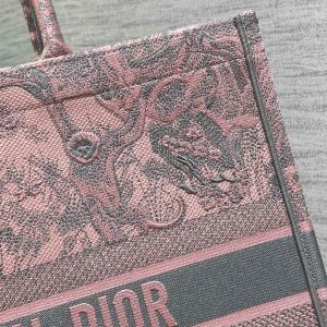 Diro Book Tote - Image 4