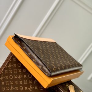 Louis Vuitton Pochette Jour-M82540-35 x 25 x 2.8CM - Image 4