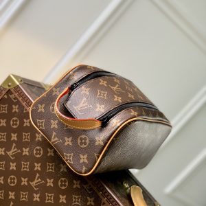 Louis Vuitton Dopu Cosmetic bag-M46696-28x15x16.5CM - Image 4