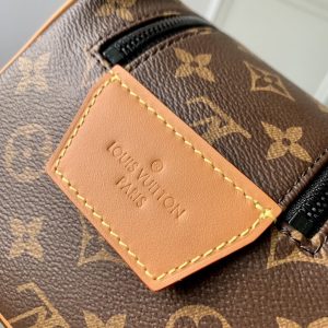 Louis Vuitton Dopu Cosmetic bag-M46696-28x15x16.5CM - Image 6