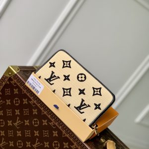 Louis Vuitton Zippy Wallet M82529-20*10CM