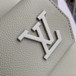 Louis Vuitton Aerogram Backpack M22503-43*30*14CM - Image 5