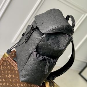 Louis VuittonTrekking Backpack M43680-35*54.5*19CM - Image 3