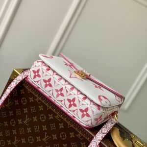 Louis Vuitton Pochette Metis Handbags-25*19*7CM - Image 5