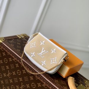Louis Vuitton Mini Pochette Accessories-15.5 x 10.5 x 4CM - Image 3