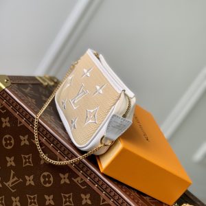 Louis Vuitton Mini Pochette Accessories-15.5 x 10.5 x 4CM - Image 7