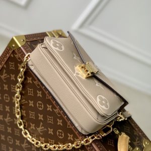 Louis Vuitton Pochette Metis East West Handbags- 21.5 x 13.5 x 6CM - Image 5