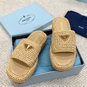 Prada Slides - Image 2