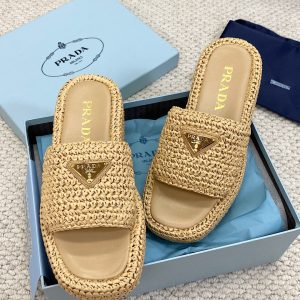 Prada Slides - Image 4