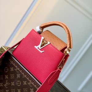 Louis Vuitton Capucines Handlebag - Image 2