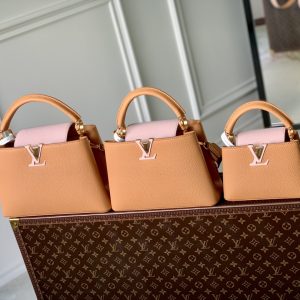 Louis Vuitton Capucines Handlebag