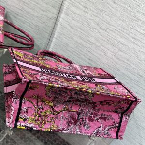 Diro Book Tote - Image 9