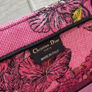 Diro Book Tote - Image 11