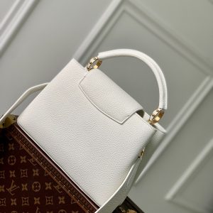 Louis Vuitton Capucines Handlebag - Image 2