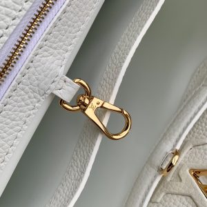 Louis Vuitton Capucines Handlebag - Image 8