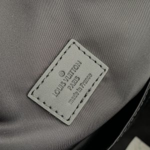 Louis Vuitton Comet Backpack M22488-37*43*17CM - Image 9