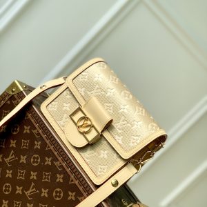 Louis Vuitton Mini Dauphine Bag-20*15*9CM