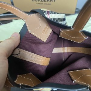 Burberry Bucket Bag-13*8.5*19.5CM - Image 6