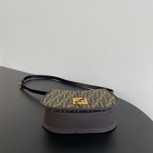 Fendi C’mon -25x7x20CM - Image 8