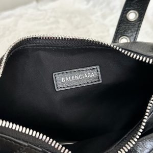 Balenciag Le Cagole Handbags-26x13x18CM - Image 8