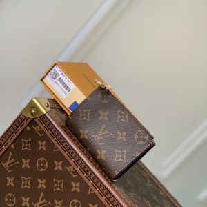 Louis Vuitton Wallet- M82381-9×11.5×1.5CM - Image 2