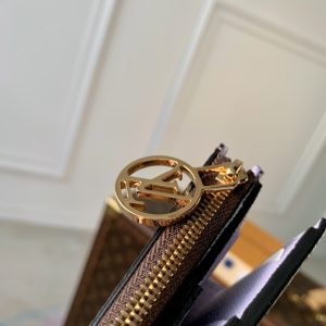 Louis Vuitton Wallet- M82381-9×11.5×1.5CM - Image 4