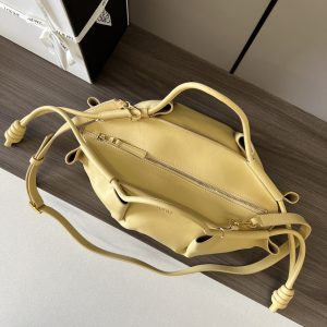 Lowee Paseo Bag-35*11.5*21CM - Image 9