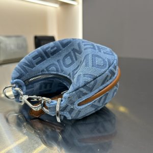 Fendi Praphy-16.5x14x5CM - Image 8